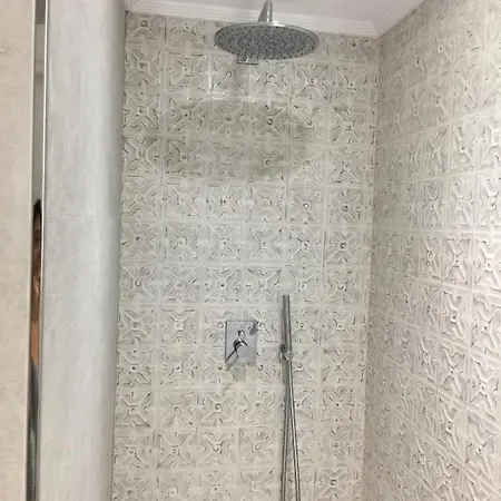 Piso En El Emblematico Barrio Antiguo De *